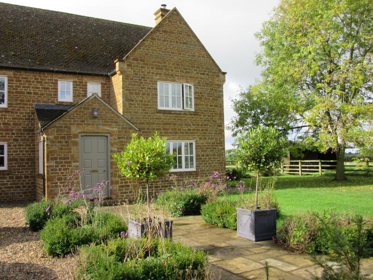 Weston Hill Farm Bed & Breakfast Moreton Pinkney Exterior foto